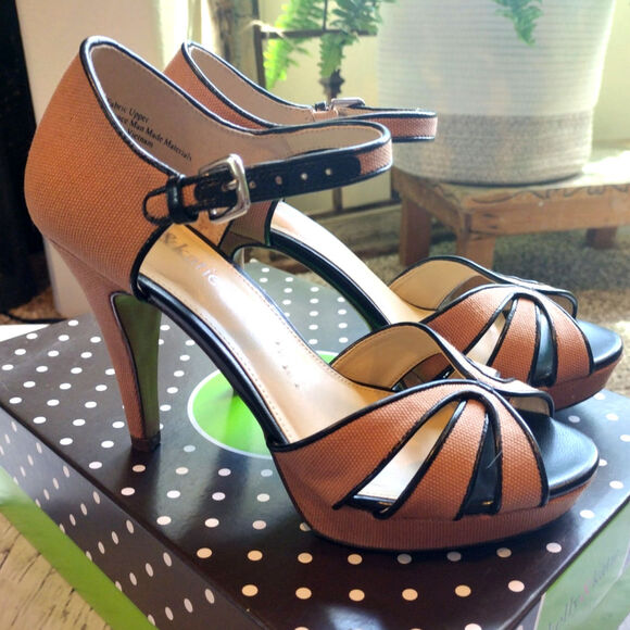 💸$14Kelly & Katie Women's 6.5 M Black Taupe Ankle strap High Heel Davina Style - Picture 2 of 5